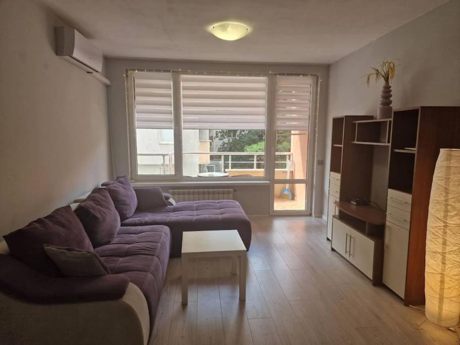 Cozy Central Apartment In Outskirts Of Old Sófia Exterior foto